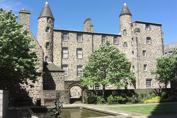 阿伯丁的斯凯尼斯教务长府邸