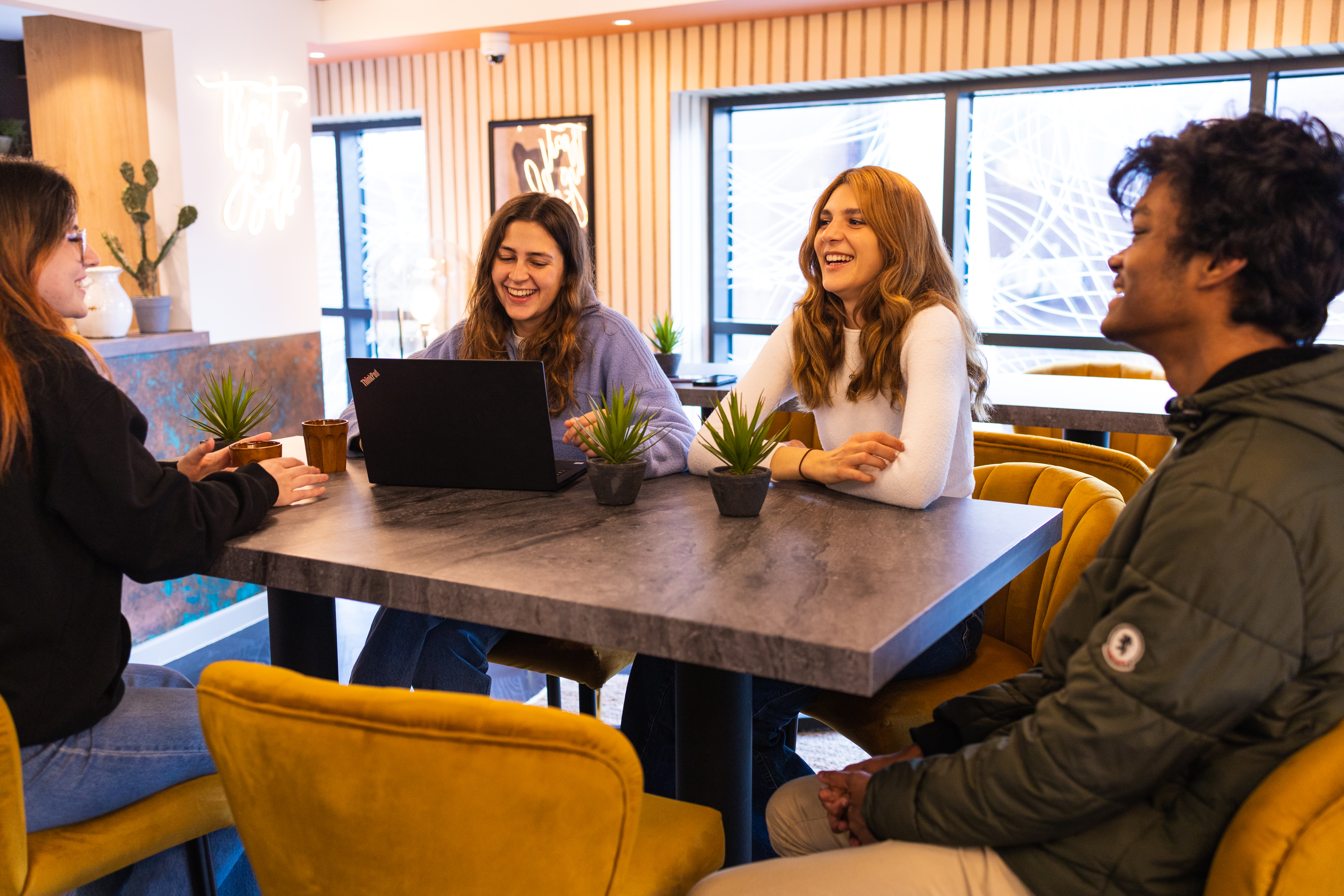 How to Be a Happier Student: 7 Top Tips